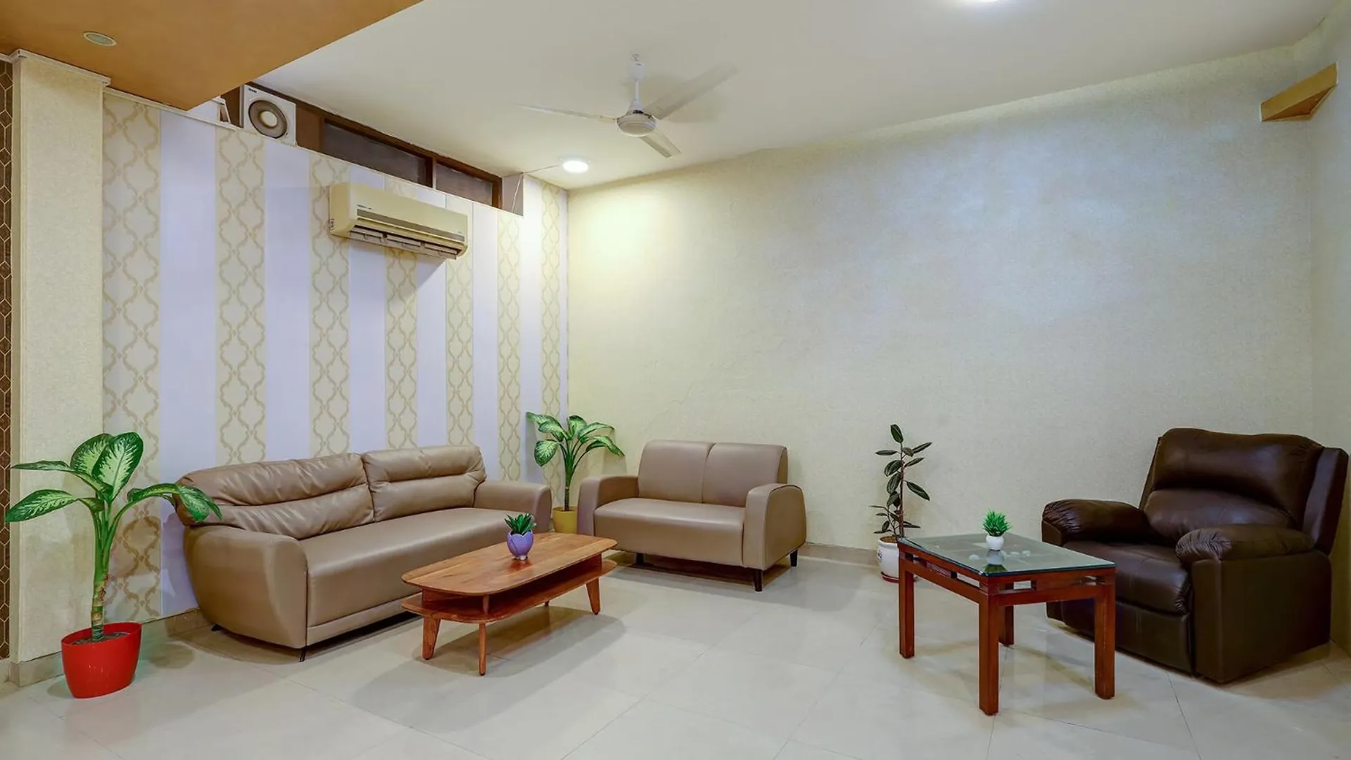 Fabhotel B Stays 3*, Gurgaon