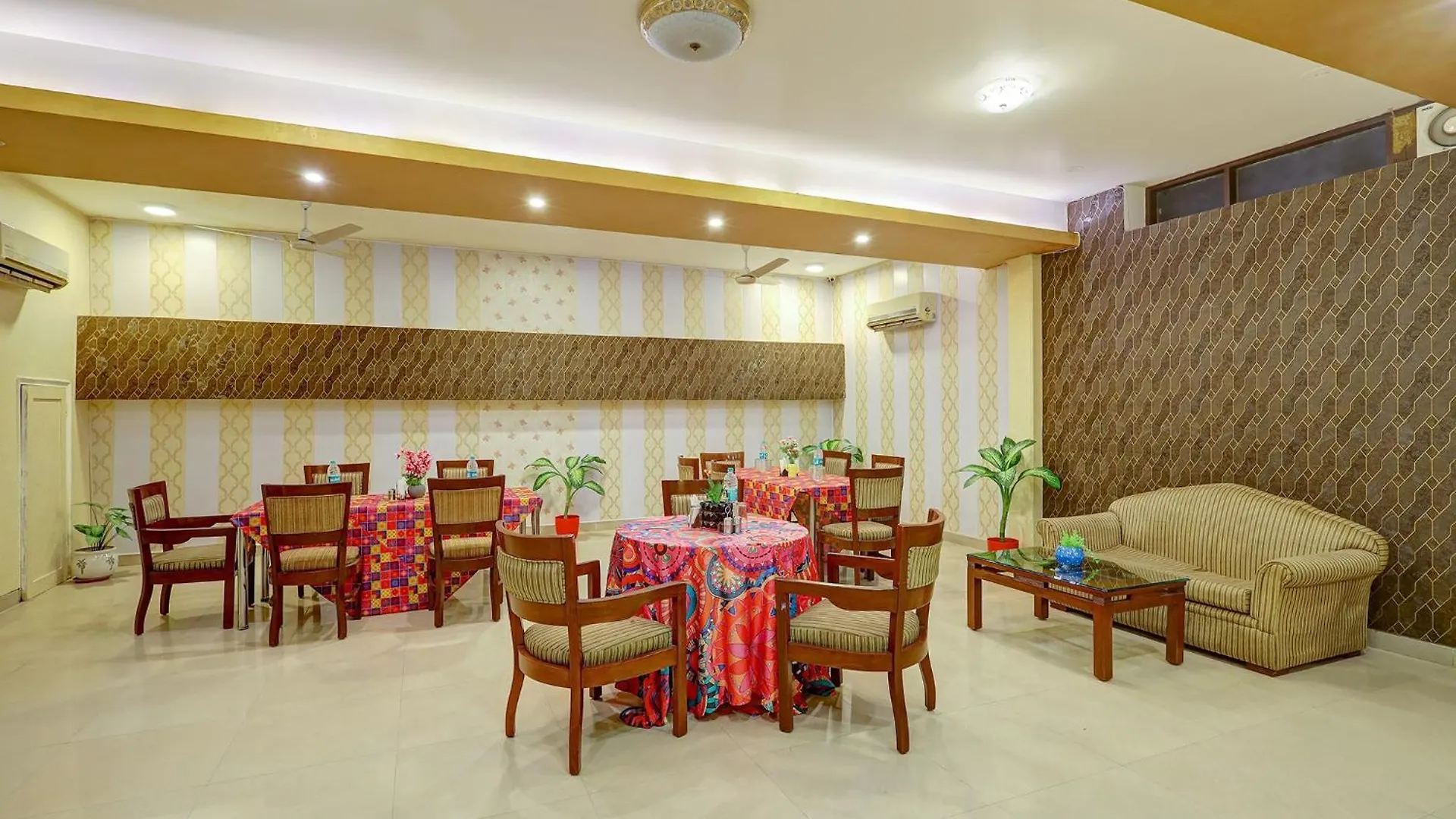 Fabhotel B Stays 3*, Gurgaon India